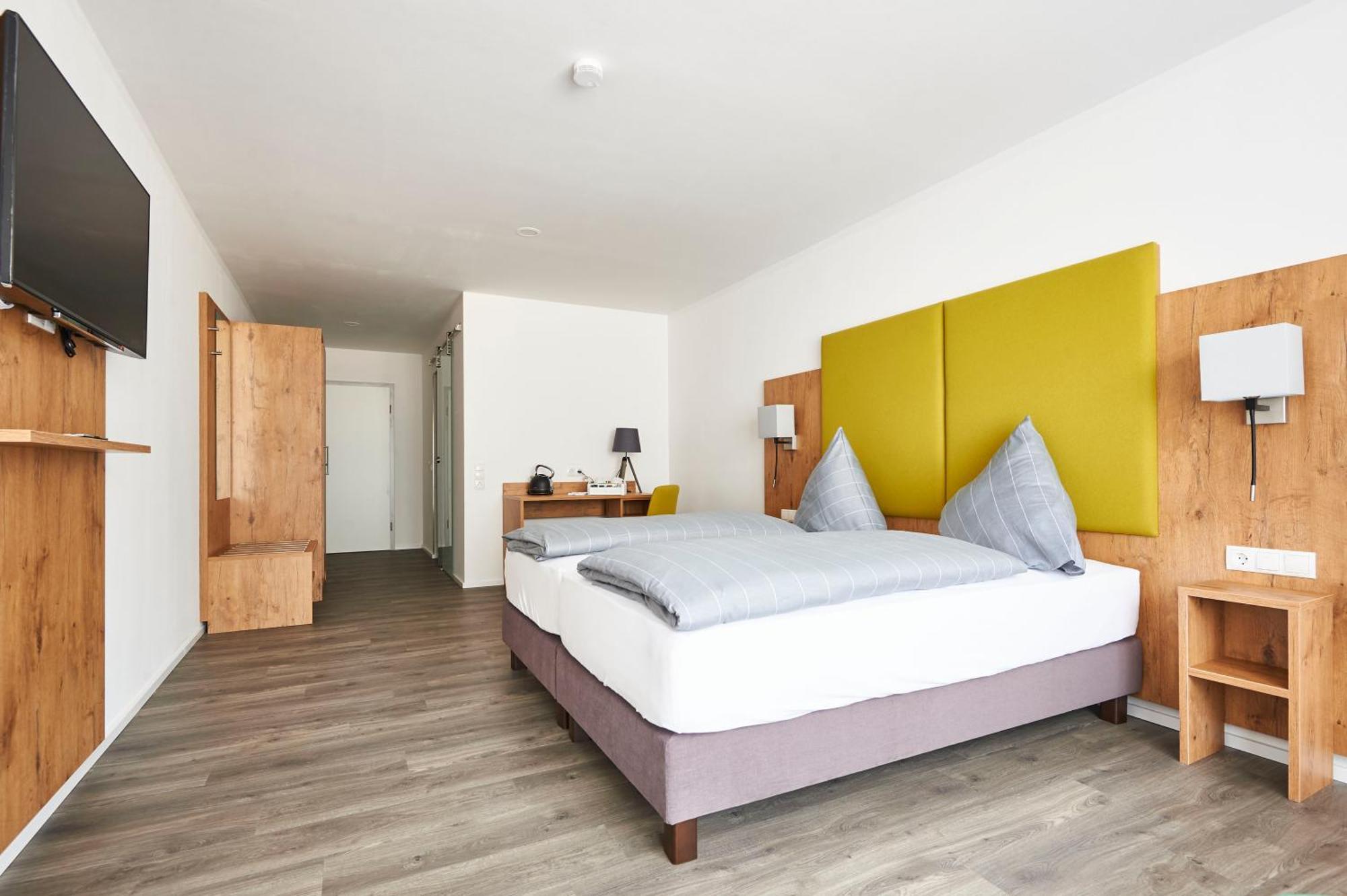Vareler Brauhaus-Hotel Varel Dangast Kültér fotó